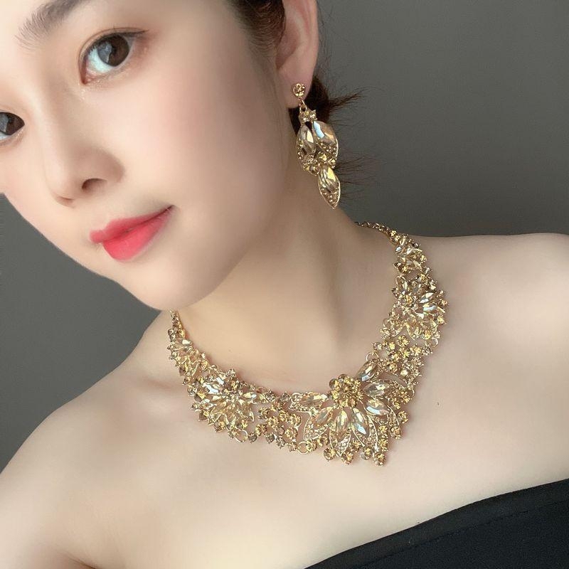 Versatile Jewelry, Personalized Clavicle Chain, Fashionable European and American Trendy Exaggerated Women's Gemstone Internet Celebrity Decorative Trendy Women's Accessories
