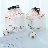 Японские вишневые цветы ограничены шизуку чистые мягкие мягкие размягченные лица, вымывающе