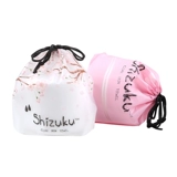 Японские вишневые цветы ограничены шизуку чистые мягкие мягкие размягченные лица, вымывающе