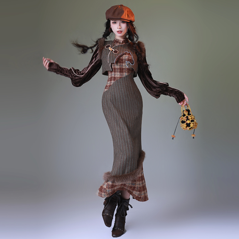 2kg LAOSHU 【Makabaka】Year of the Horse Playful Plaid Woolen Millennial Style Faux Two-Piece Autumn and Winter Thick Cheongsam Dress 2kg LAOSHU 【Makabaka】Year of the Horse Playful Plaid Woolen Millennial Style Faux Two-Piece Autumn and Winter Thick Cheongsam Dress