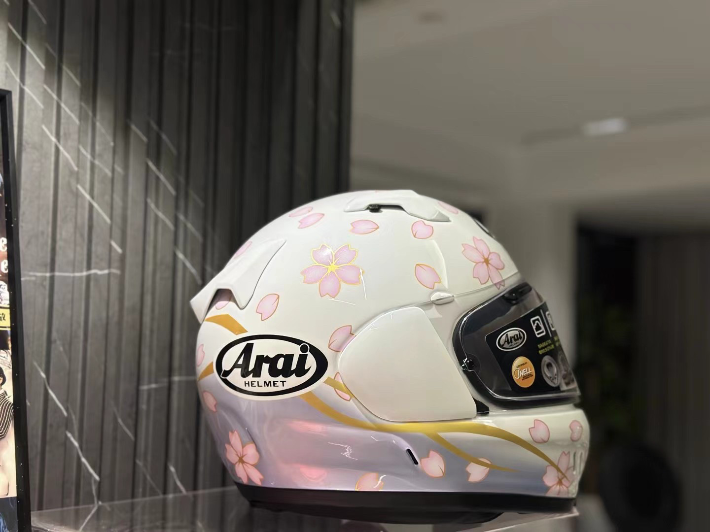 25年必买！日本Arai XD白樱花粉彩绘款机车头盔，梦中情盔实锤了-赛车帽