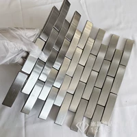 I-образный серебристый матовый 300*300мм/шт.