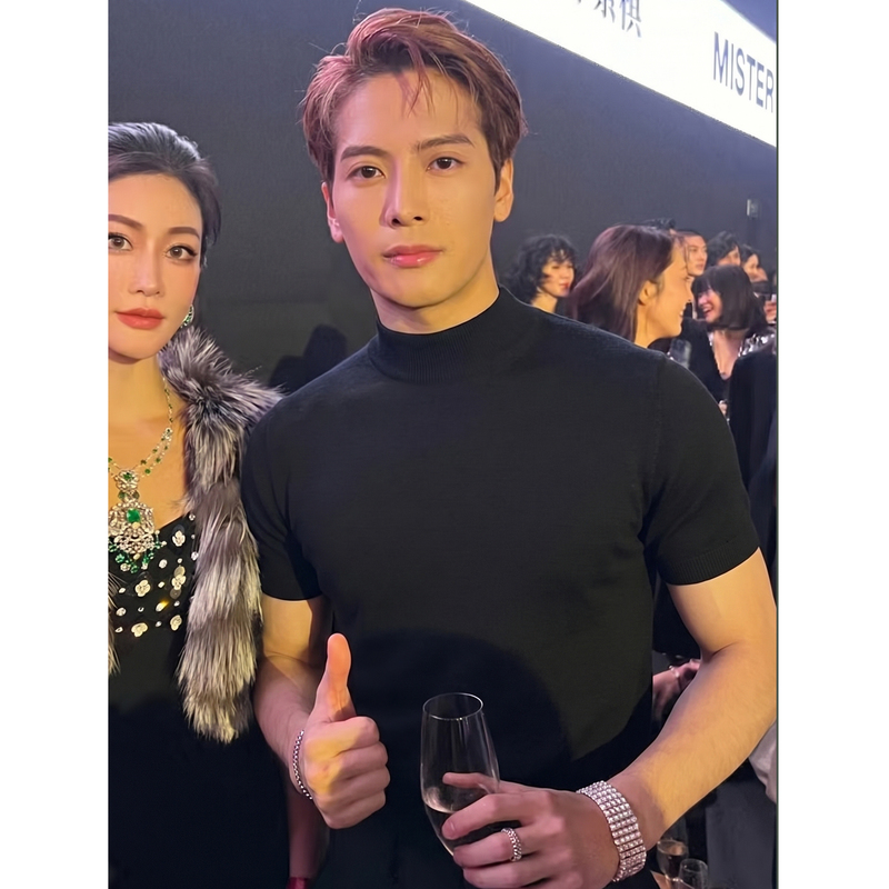 Wang Jiaer's Same Style Half-High Collar Base Shirt for Men, Short-Sleeved Sweater, Black, Light Luxury, Trendy, High-End Feel, Inner Knitwear Wang Jiaer's Same Style Half-High Collar Base Shirt for Men, Short-Sleeved Sweater, Black, Light Luxury, Trendy, High-End Feel, Inner Knitwear