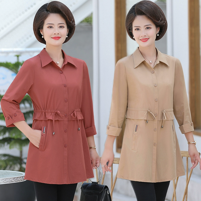 Áo khoác mẹ mùa thu mỏng 2019 kiểu mới trung niên phương tây hàng đầu áo khoác gió trung thu phụ nữ trung niên xuân thu - Trench Coat