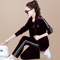 Gold velvet suit womens fashion 2021 new loose foreign style tide European station thin sportswear casual three-piece set