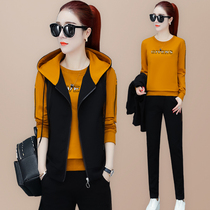 Hooded vest sweater sports suit womens spring and autumn 2021 new Korean slim fashion casual three-piece cotton