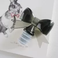 С бантиком, черный