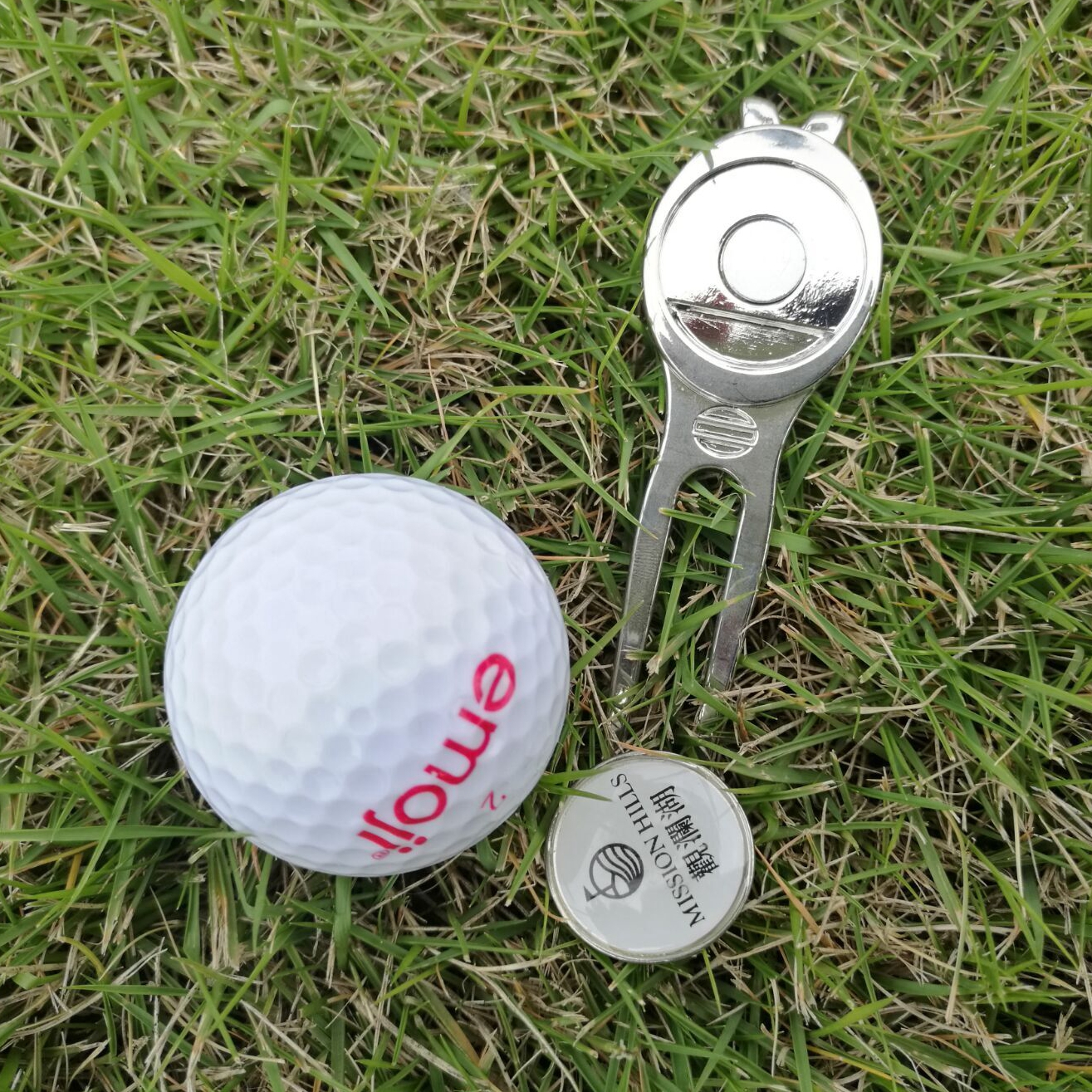 Gonkux Golf Fruit Ridge Fork Golf Accessories Tool With Back Clip