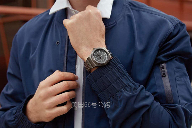 Швейцарские наручные часы 代购swatch斯沃琪瑞士自动机械男表时尚休闲灰色表盘背透手表男y