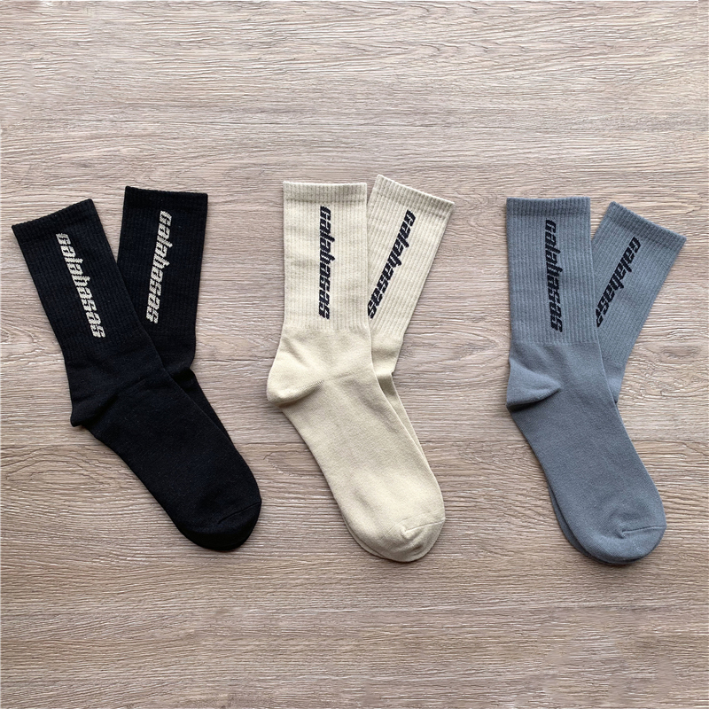 Free Shipping for Two Pairs Calabasas Autumn and Winter Yeezy Thick Season 6 Kanye Socks Men's Mid-Calf Street Dance Trendy Socks
