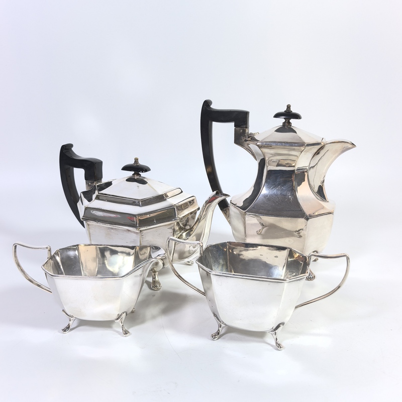 British Vintage Octagonal Silver-Plated Tea Set Four-Piece Set: Teapot, Coffee Pot, Milk Jug, Sugar Bowl, Western Silverware Collectible Display Piece British Vintage Octagonal Silver-Plated Tea Set Four-Piece Set: Teapot, Coffee Pot, Milk Jug, Sugar Bowl, Western Silverware Collectible Display Piece