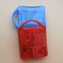 Plastic First Aid Kit First Aid Kit Portable Mini Emergency Kit Medicine Containing Box With Accessories Red Medicine Box