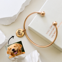 Original niche design to customize the engraving titanium steel bracelet pet cat and dog photo engraving fashion jewelry coins