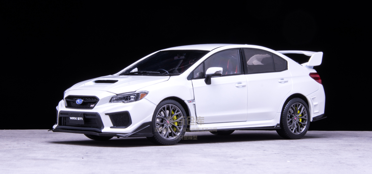 1: 18 Sun Star Subaru Leopard WRX sti 2018 Blue Sports Car