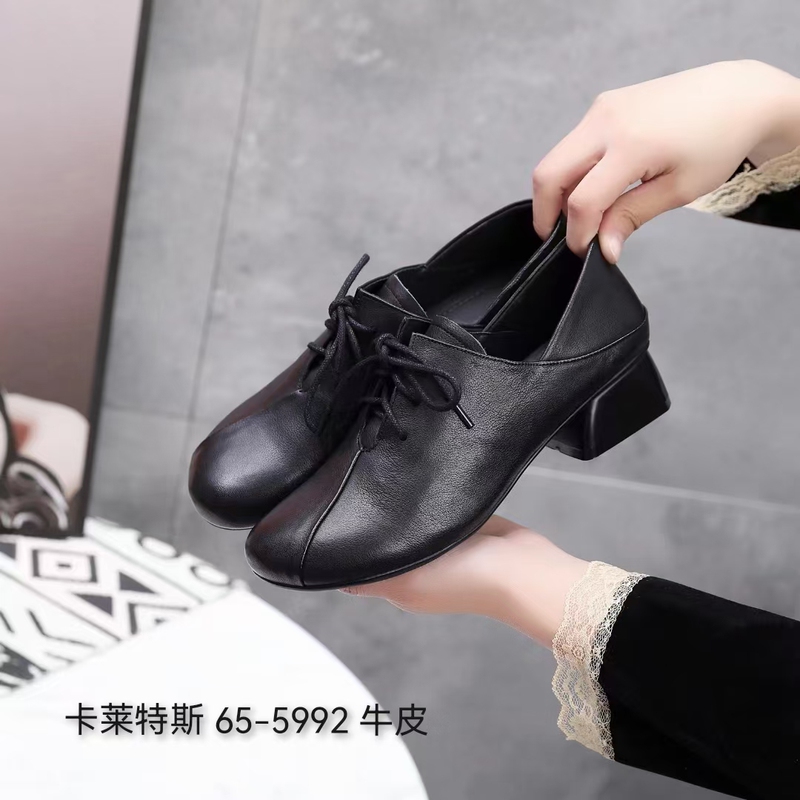 Kalaites Large Size Women's Shoes 2022 Autumn Comfortable Soft Cowhide Low-Heeled Women's Flats Lace-Up All-Season Shoes 65-5992 Kalaites Large Size Women's Shoes 2022 Autumn Comfortable Soft Cowhide Low-Heeled Women's Flats Lace-Up All-Season Shoes 65-5992