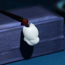 Xian Lantian jade small jade fox pendant exquisitely carved for men and women smart and guarding love