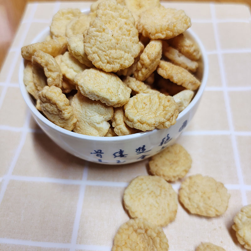 Crispy rice cake dry slices fried bulk rice cake slices sweet and salty tiger skin rice cake slices hand-fried rice cake slices