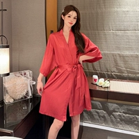 SMY8831HO SOLID COLOR V -NECK RED