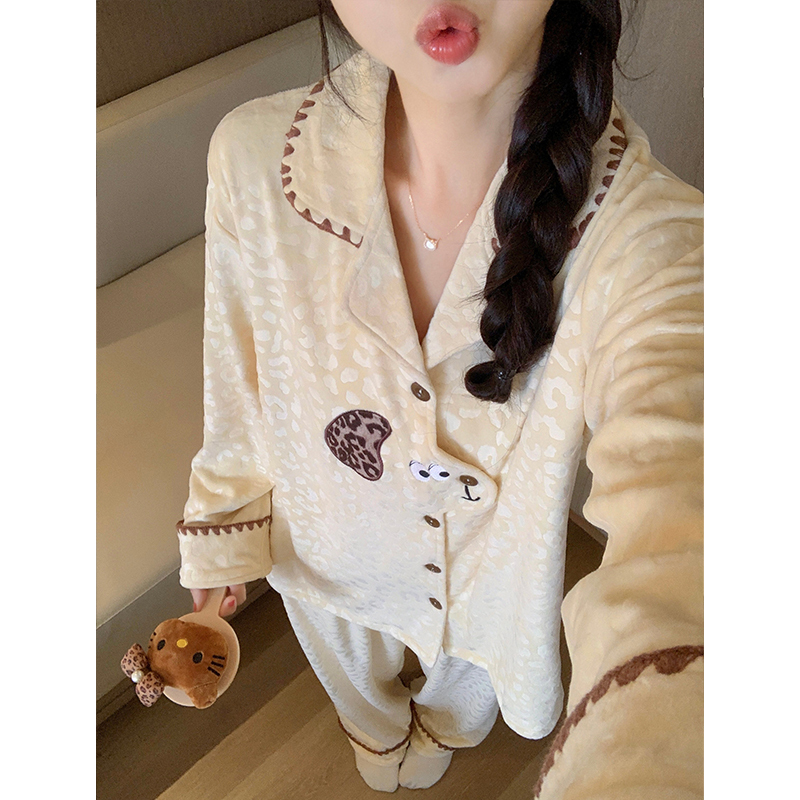 Women's Autumn and Winter Pajamas, Island Velvet Warm Long-Sleeve Cartoon Leopard Print Puppy Set, Winter Brushed Velvet Loungewear