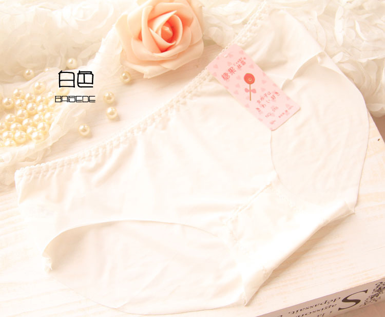 Slip jeunesse sexy en soie Ice - Ref 654844 Image 28