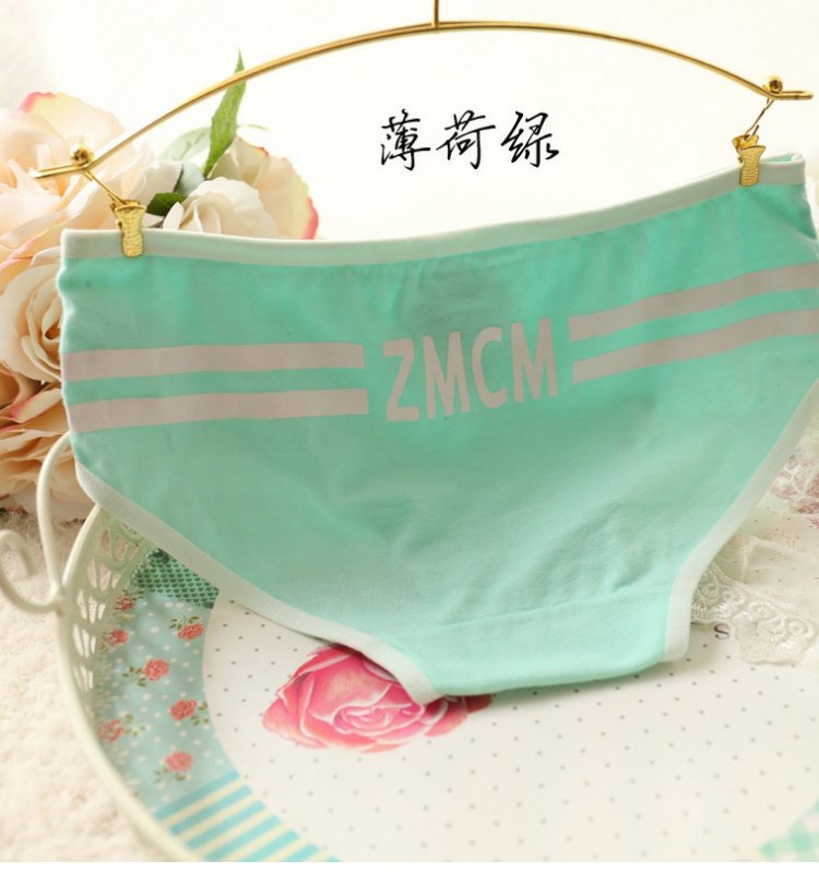 Quần lót sọc thể thao gợi cảm gió giản dị dễ thương cô gái tam giác bông nữ đồ lót bán buôn shop đồ lót đẹp