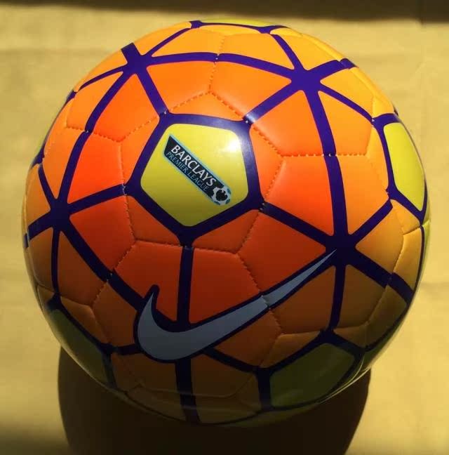 Ballon de football - Ref 7441 Image 3