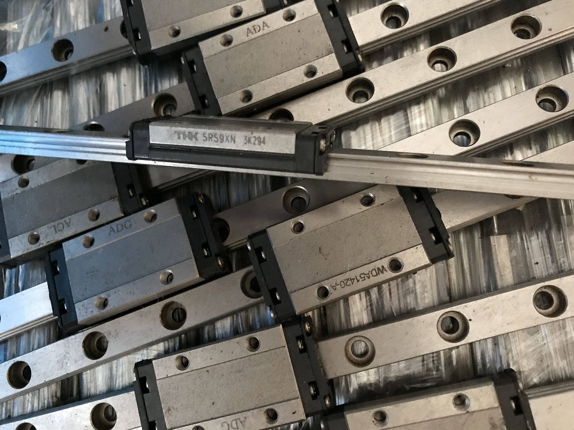 Japan 2-hand unassembled linear guide rail THK SRS9XN lengthened anti-muted anti-fall ball slider feel smooth