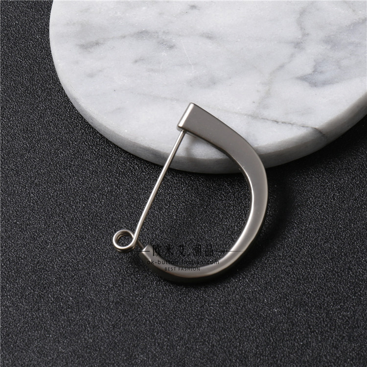 Xu hướng trang sức trâm cài đơn giản D từ trâm kim loại tinh tế kim loại pin thủy triều áo cổ áo pin cardigan khăn choàng khóa ghim cài áo vest nữ