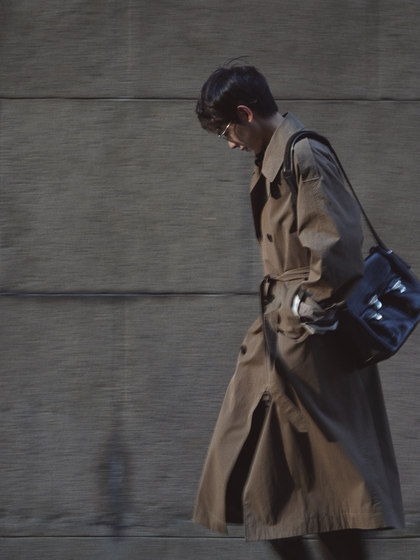 ELI可立领简约设计感中长款通勤双排扣风衣外套男女春装