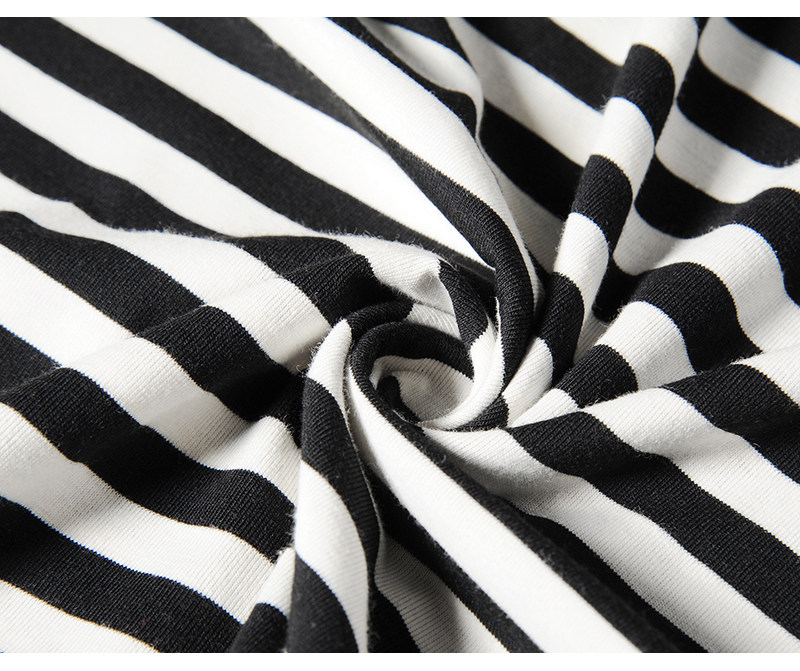 Oversized Striped T-shirt 11