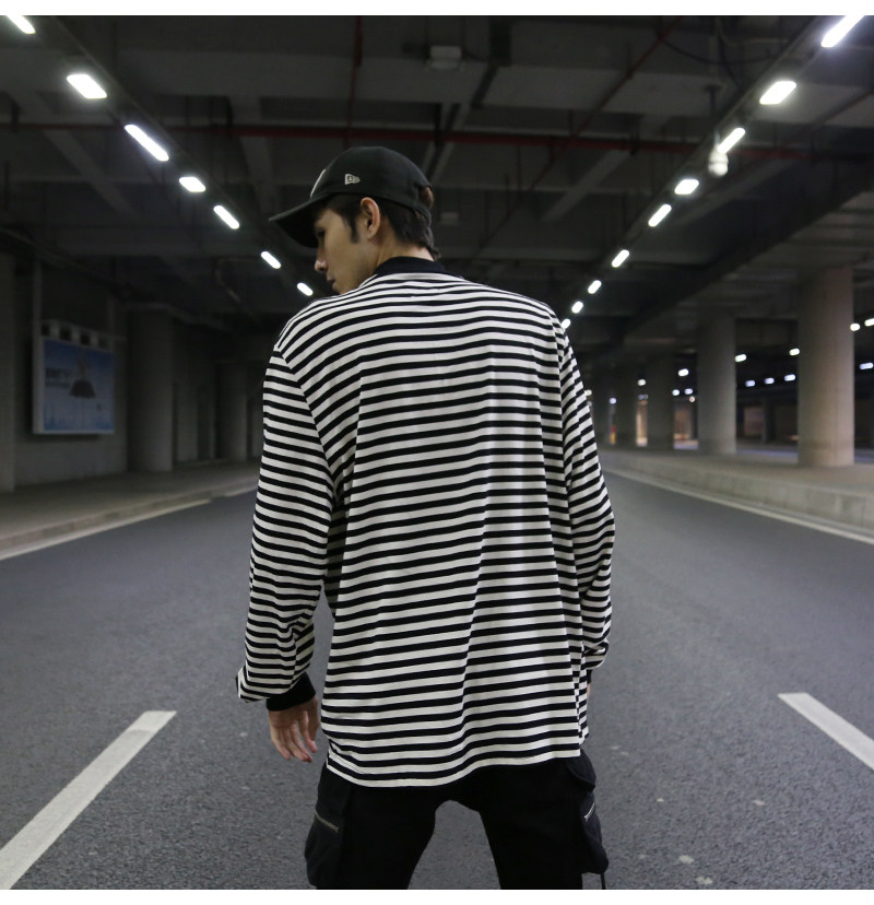 Oversized Striped T-shirt 5