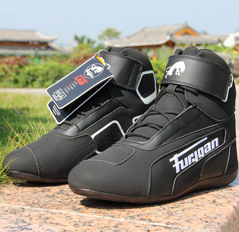 Three-color optional breathable motorcycle anti-fall motorcycle waterproof riding boots men's and women's boots CE safety certification D3O protective gear