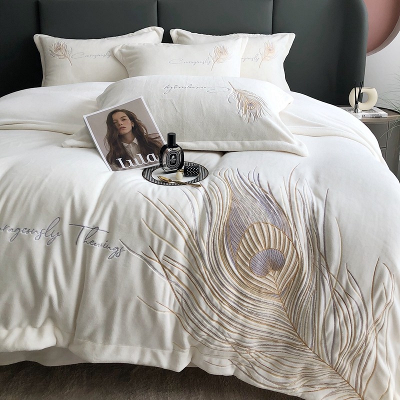 High-end thickened coral fleece four-piece double-sided milk fleece Nordic light luxury style white flannel quilt cover autumn and winter