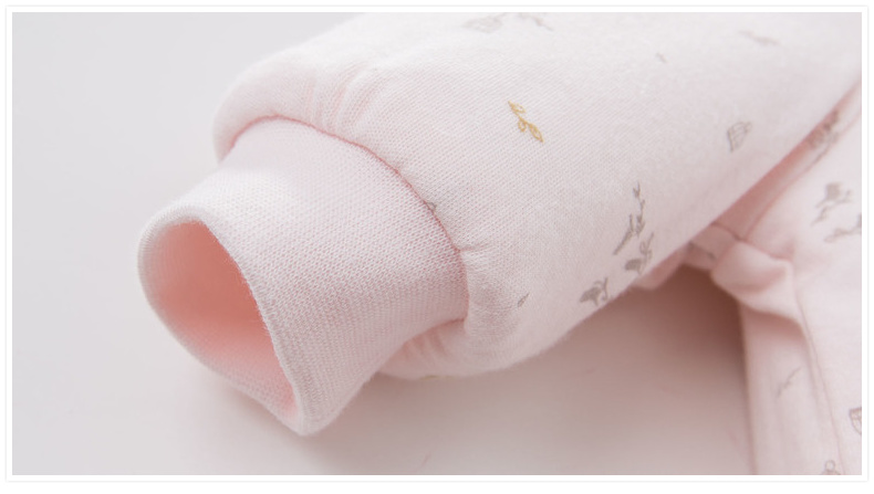 Davebella david Bella bé mùa đông nhồi bông jumpsuit bé độn romper DB4007 áo liền quần ôm sát bé gái