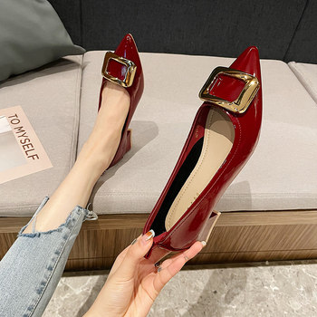 High heels women's 2022 spring new Korean version pointed toe shallow mouth thick heel metal buckle all-match work low-heeled shoes