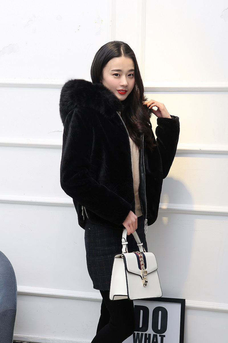 Lông một 2018 mới mùa thu và mùa đông cừu cắt fur coat Hàn Quốc nữ đoạn ngắn giả con cáo lông trùm đầu coat áo khoác lông dáng dài