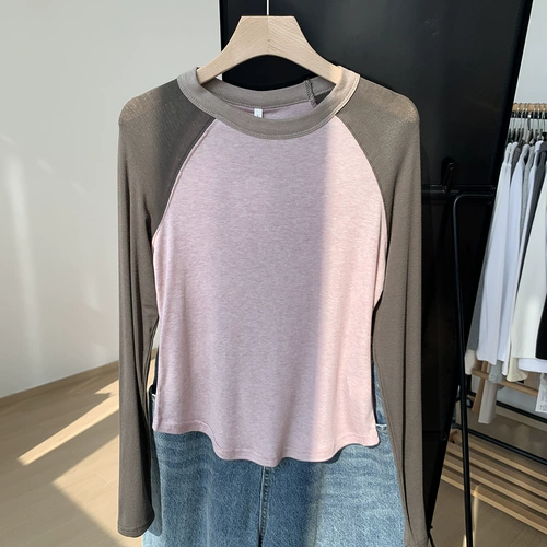 Футболка с сплайсингом с сплайсингом для женщин для женщин для женского тениса и близко подходящей базовой рубашки для снижения возраста, нерегулярная длинно рукави