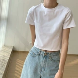 Белая брендовая короткая приталенная летняя футболка с коротким рукавом, коллекция 2022, высокая талия, подходит для подростков