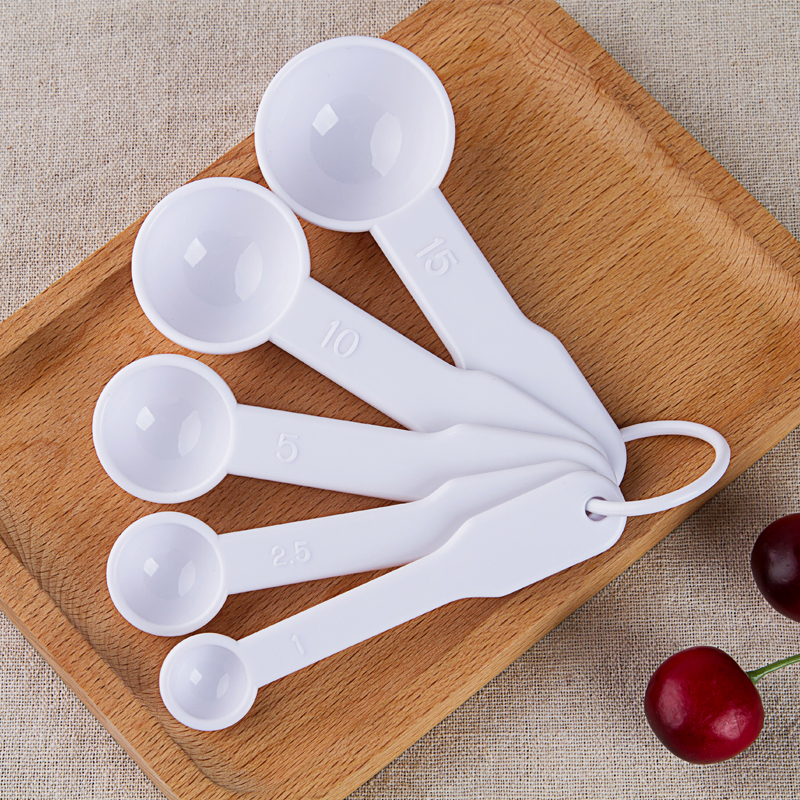 Japan 5-in-1 measuring spoon Baking tools Measuring spoon Baking salt milk powder spoon scale with scale Kitchen measuring spoon