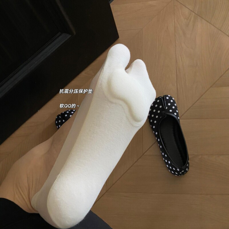 Tabi Girls' Exclusive Split-Toe Socks! Anti-Shock Pressure-Distributing Sponge Pads~ Heel Anti-Slip Design Invisible Split-Toe Socks for Summer Tabi Girls' Exclusive Split-Toe Socks! Anti-Shock Pressure-Distributing Sponge Pads~ Heel Anti-Slip Design Invisible Split-Toe Socks for Summer