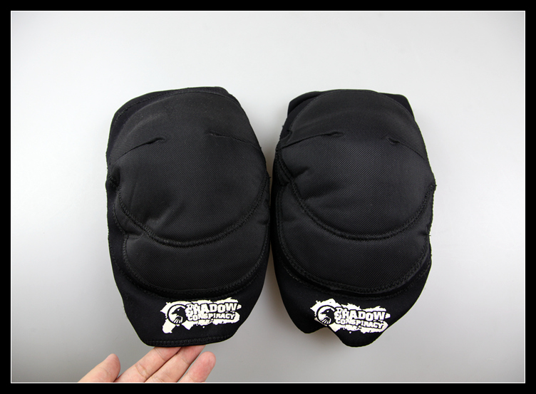 Shadow BMX Ski Knee Guard Knee Protection Extreme Sports Bicycle Cycling Guard