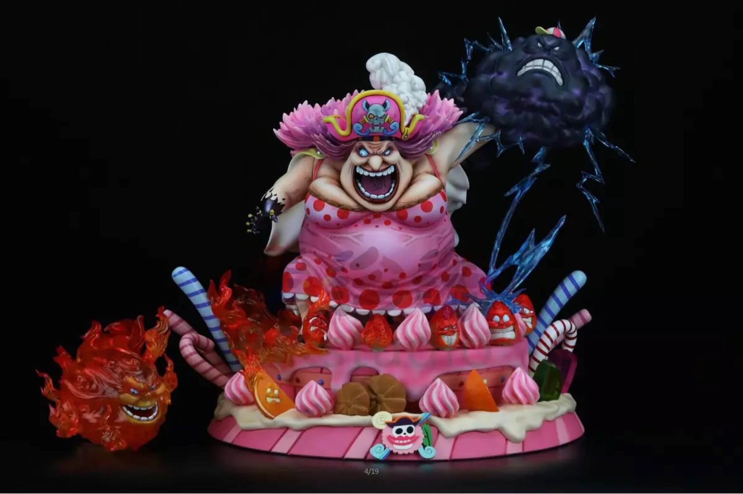 (Li Xiaoxi's younger brother) Black Pearl Grand Mother Haythief Mission Resonance Series Grand Moms Limited model GK