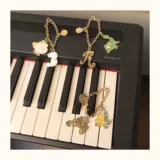 Сестра сакура сестра японская металлическая текстура подвесная цепная сумка подвесные ювелирные изделия, маленькие чайные клоуны, клоунская рыба, меняющая независимость японцев