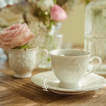 Foreign trade export French British European court Retro relief Italian concentrated white ceramic small coffee cup Happy sugar