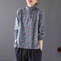 Хлопковый лонгслив, оверсайз, цветочный принт, высокий воротник