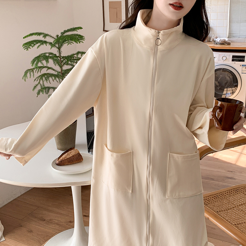 Long-Sleeved Nightgown for Women in Autumn and Winter, Double-Sided German Velvet Bathrobe, High-End Apricot Color, High Collar, Zipper, Mid-Length Coat, Pajamas Long-Sleeved Nightgown for Women in Autumn and Winter, Double-Sided German Velvet Bathrobe, High-End Apricot Color, High Collar, Zipper, Mid-Length Coat, Pajamas