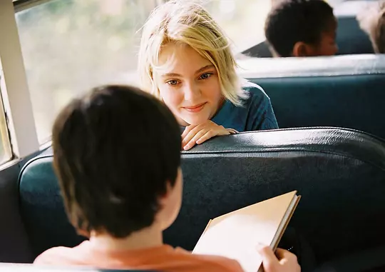 仙境之桥 Bridge to Terabithia2007剧照1