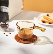 Japan-style heat resistant small milk flush with handle Home Milk Eggs Quantity Cup Creative Extremely Simple Wind Extraction Espresso Cup