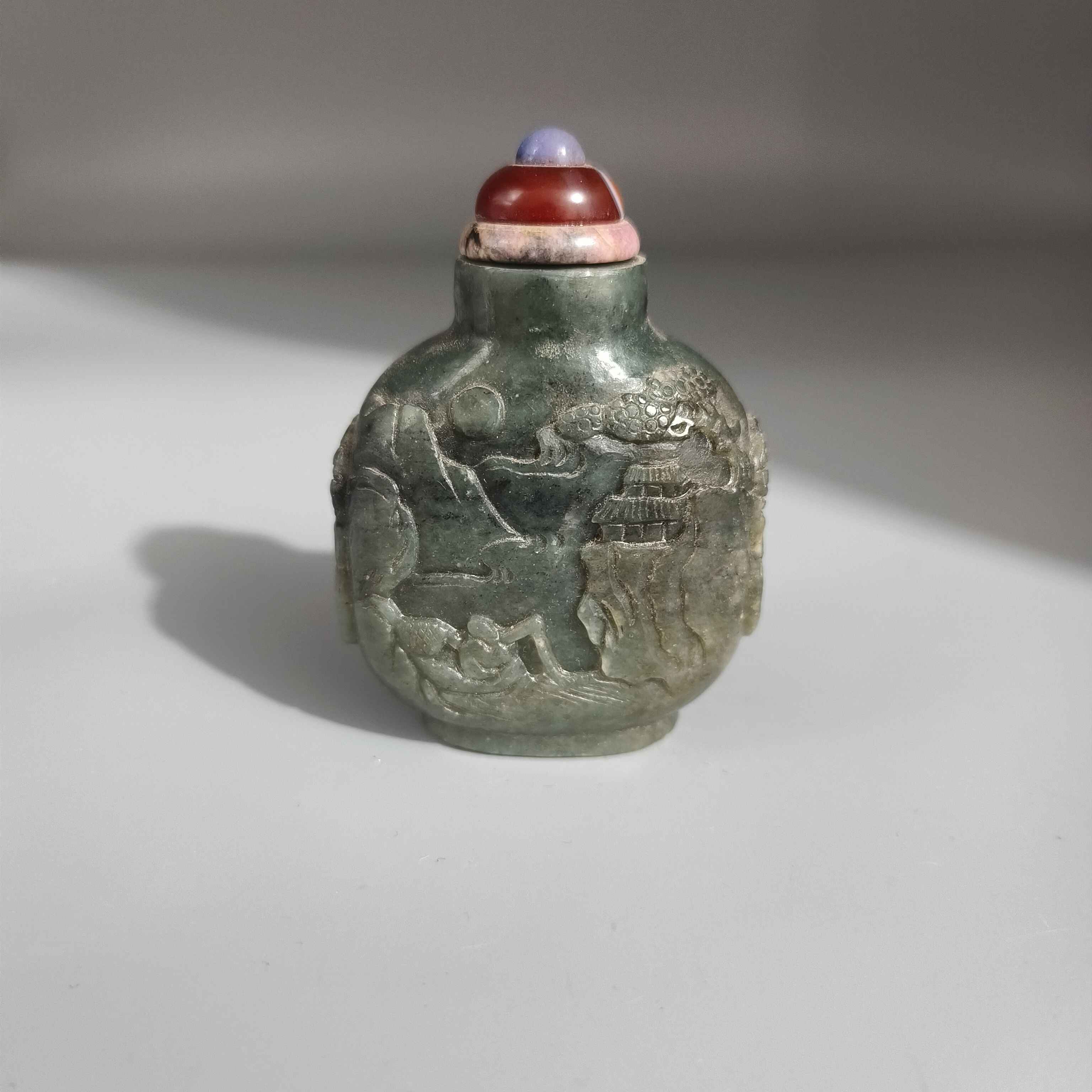 古鼻煙壺置物在銘龍彫刻中国古美術清時代 重 199g 古鼻煙壺置物在銘龍彫刻中国古美術清時代 重 199g