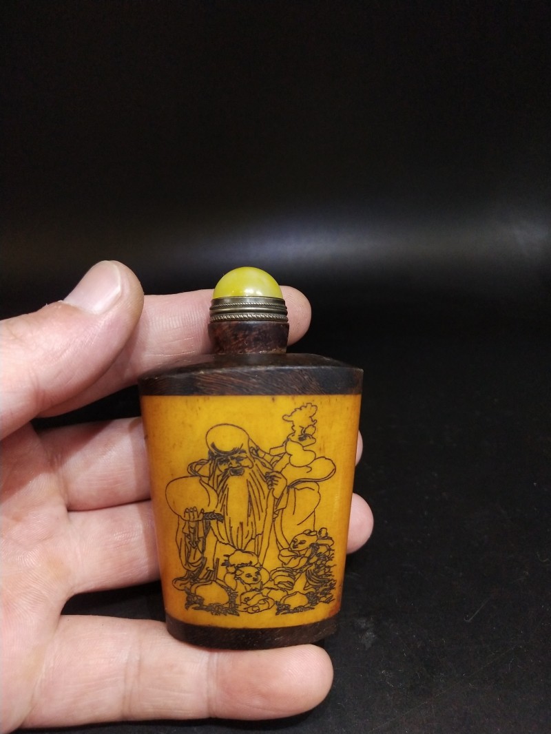 Antique play as old and old gas black sandalwood Bull Bone Large Noses Smoke Pot Childlike Buddha Shou Star Gift Pendulum